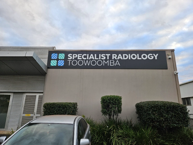 Large outdoor building sign Toowoomba – commercial property signage
